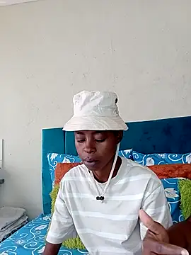 SweetSlenderChoc online show from 05/14/26, 01:29