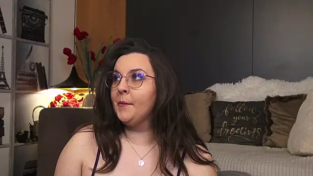 Mia Swano online show from 02/07/26, 01:09