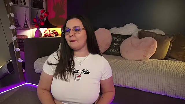 Mia Swano online show from 03/25/26, 01:00