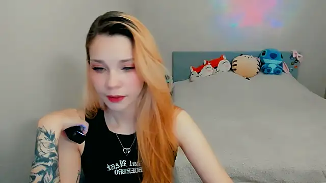 Kitten Alissa online show from 10/11/25, 07:23