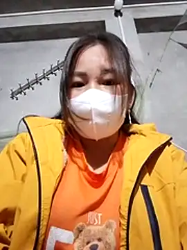 Snapshot of Teena_tiny chatting on 12/18/25, 02:01 Teena tiny online show from 12/18/25, 02:01