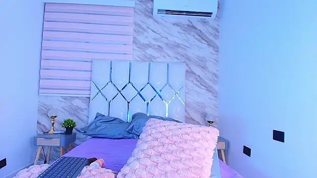 collet 1 online show from 02/12/26, 12:44