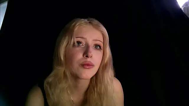 rosy petal online show from 10/13/25, 01:33