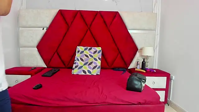 Kity spiderr online show from 02/19/26, 12:34