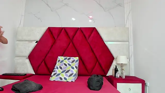 Kity spiderr online show from 05/20/26, 12:22