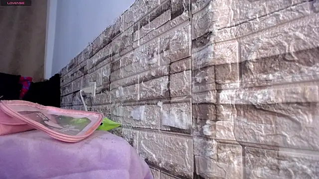 Bicky 24 online show from 04/05/26, 09:28