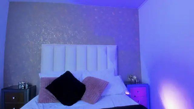 KaylieBrooks online show from 12/02/25, 07:09