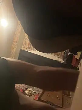 Snapshot of Efrain6996 chatting on 03/03/26, 09:26 Efrain6996 online show from 03/03/26, 09:26