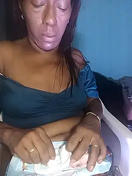 Kristal Bronw Lawren online show from 04/07/26, 10:26