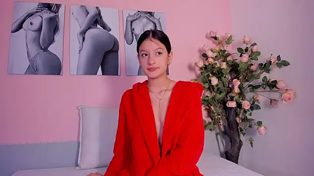 Stefany gonzales  online show from 10/20/25, 11:43