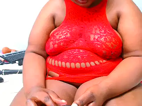 ROYALASS25 online show from 03/17/25, 08:19