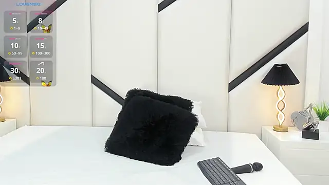 XimenaCosta online show from 05/12/26, 12:24