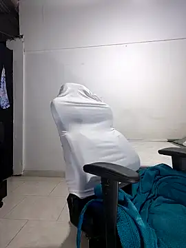 karly hot  online show from 03/18/26, 12:36