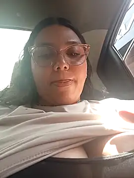 TiffantyAndStacy online show from 03/03/26, 07:42