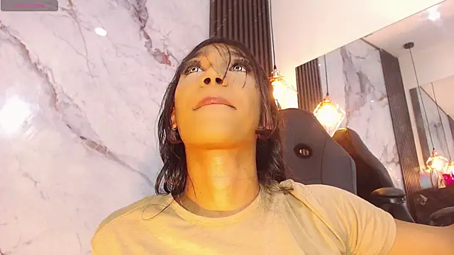 Penelopee Rouse online show from 04/16/26, 09:39