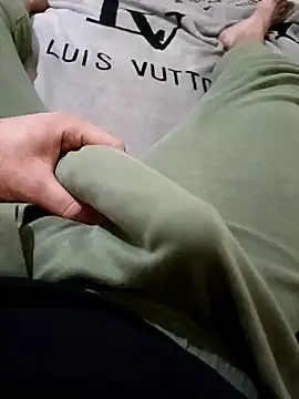 anis3g4 online show from 01/11/26, 01:49