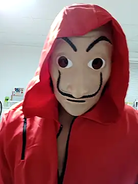 Snapshot of tripping385 chatting on 11/01/25, 01:51 tripping385 online show from 11/01/25, 01:51