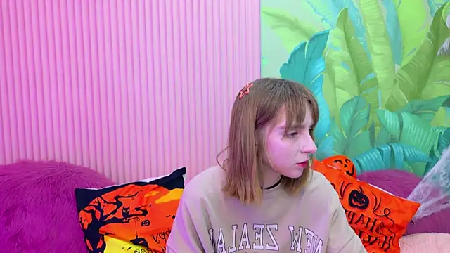 Beverly Gomes online show from 10/23/25, 10:36