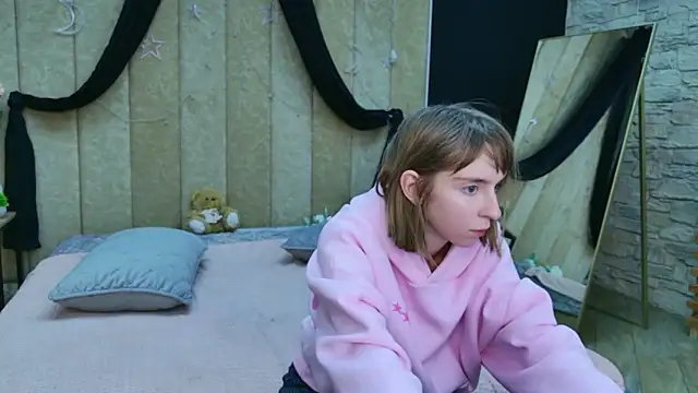 Beverly Gomes online show from 03/05/26, 03:41