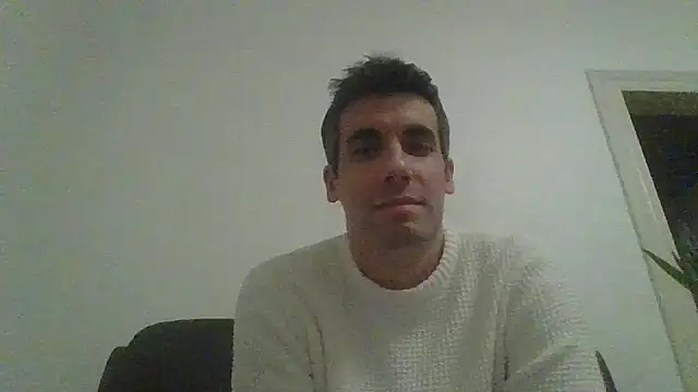 Snapshot of JulioIsHere4you chatting on 11/25/25, 11:16 JulioIsHere4you online show from 11/25/25, 11:16