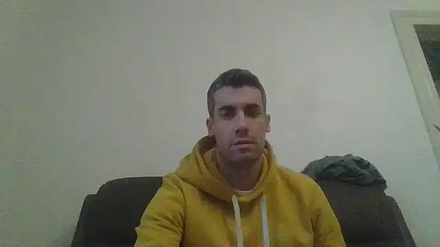 JulioIsHere4you online show from 12/22/25, 01:19