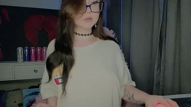 hornyprincess19 online show from 06/24/26, 05:34