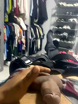 Chico031289 online show from 09/29/25, 12:49