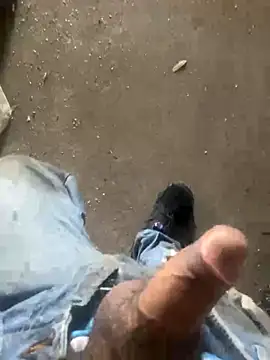 Chico031289 online show from 11/26/25, 08:54