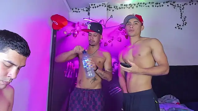 Owen Benkosky online show from 11/17/25, 03:34