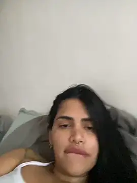 Snapshot of danilyns chatting on 09/15/25, 03:45 danilyns online show from 09/15/25, 03:45