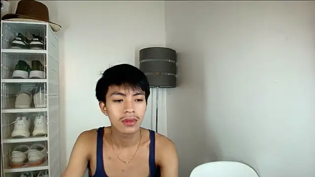 Snapshot of KentAivan chatting on 09/24/25, 05:27 KentAivan online show from 09/24/25, 05:27