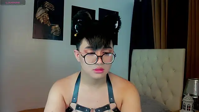 Snapshot of KentAivan chatting on 09/28/25, 04:18 KentAivan online show from 09/28/25, 04:18