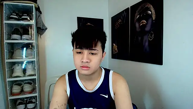 Snapshot of KentAivan chatting on 09/30/25, 04:56 KentAivan online show from 09/30/25, 04:56