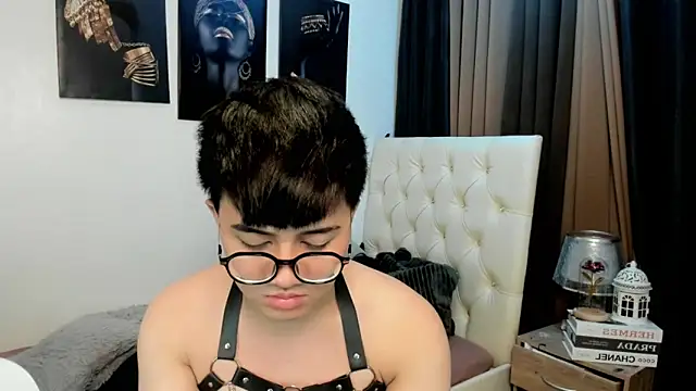 Snapshot of KentAivan chatting on 10/15/25, 08:36 KentAivan online show from 10/15/25, 08:36