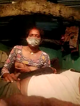 CUTE-004 online show from 10/03/25, 06:05