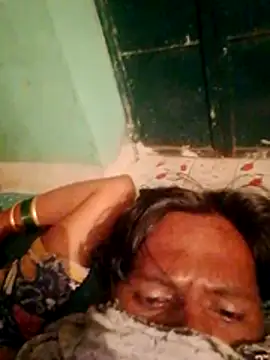 CUTE-004 online show from 10/11/25, 06:28