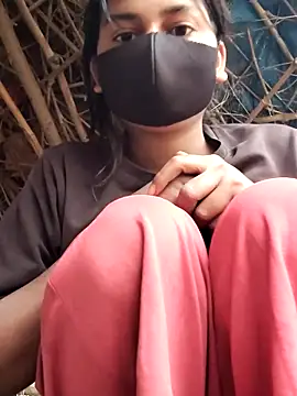 Janvi Jaitly online show from 12/21/25, 01:46