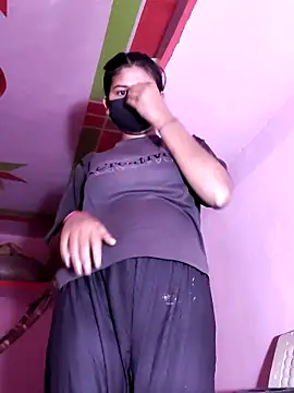 Snapshot of Janvi_Jaitly chatting on 02/05/26, 09:36 Janvi Jaitly online show from 02/05/26, 09:36