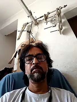 Snapshot of malhotra21 chatting on 09/20/25, 09:43 malhotra21 online show from 09/20/25, 09:43