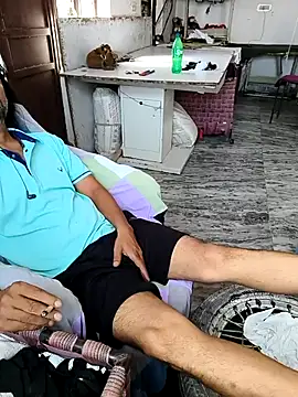 Snapshot of malhotra21 chatting on 09/24/25, 09:12 malhotra21 online show from 09/24/25, 09:12