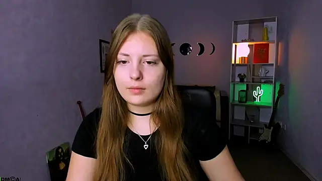 melani bumm online show from 11/22/25, 10:47