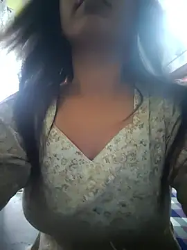 your favourite bhabhi online show from 04/17/26, 10:29