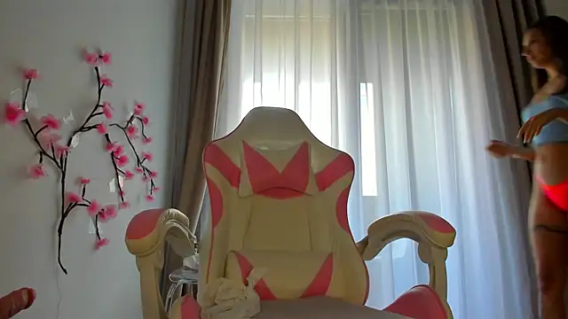 Anya Belle online show from 06/14/26, 04:14