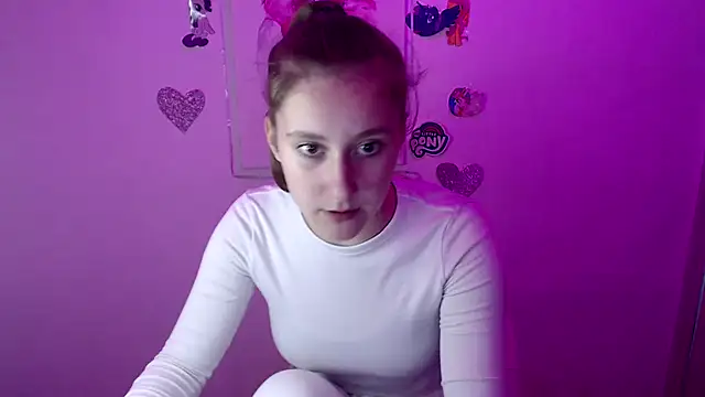 Milka kamila online show from 09/19/25, 02:40