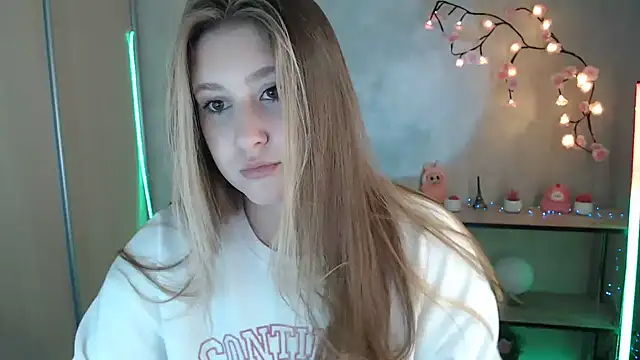 Milka kamila online show from 06/15/26, 12:07