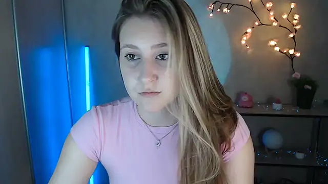 Milka kamila online show from 06/25/26, 12:31