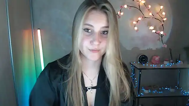 Milka kamila online show from 07/17/26, 12:12