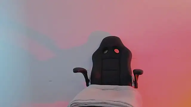 AnnaraLein online show from 01/06/26, 03:43