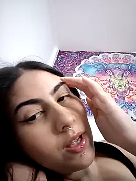 Snapshot of ApenasLys chatting on 10/18/25, 09:15 ApenasLys online show from 10/18/25, 09:15