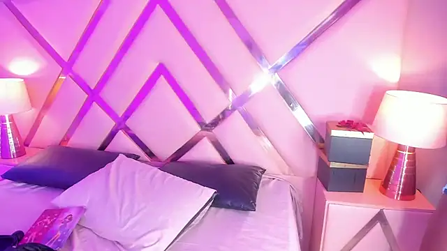 SophiaBloss online show from 01/12/26, 12:32